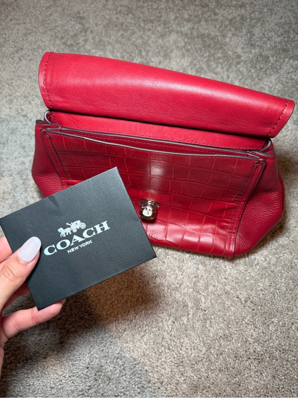 Coach Vintage Cherry Red - Picture 6 of 10